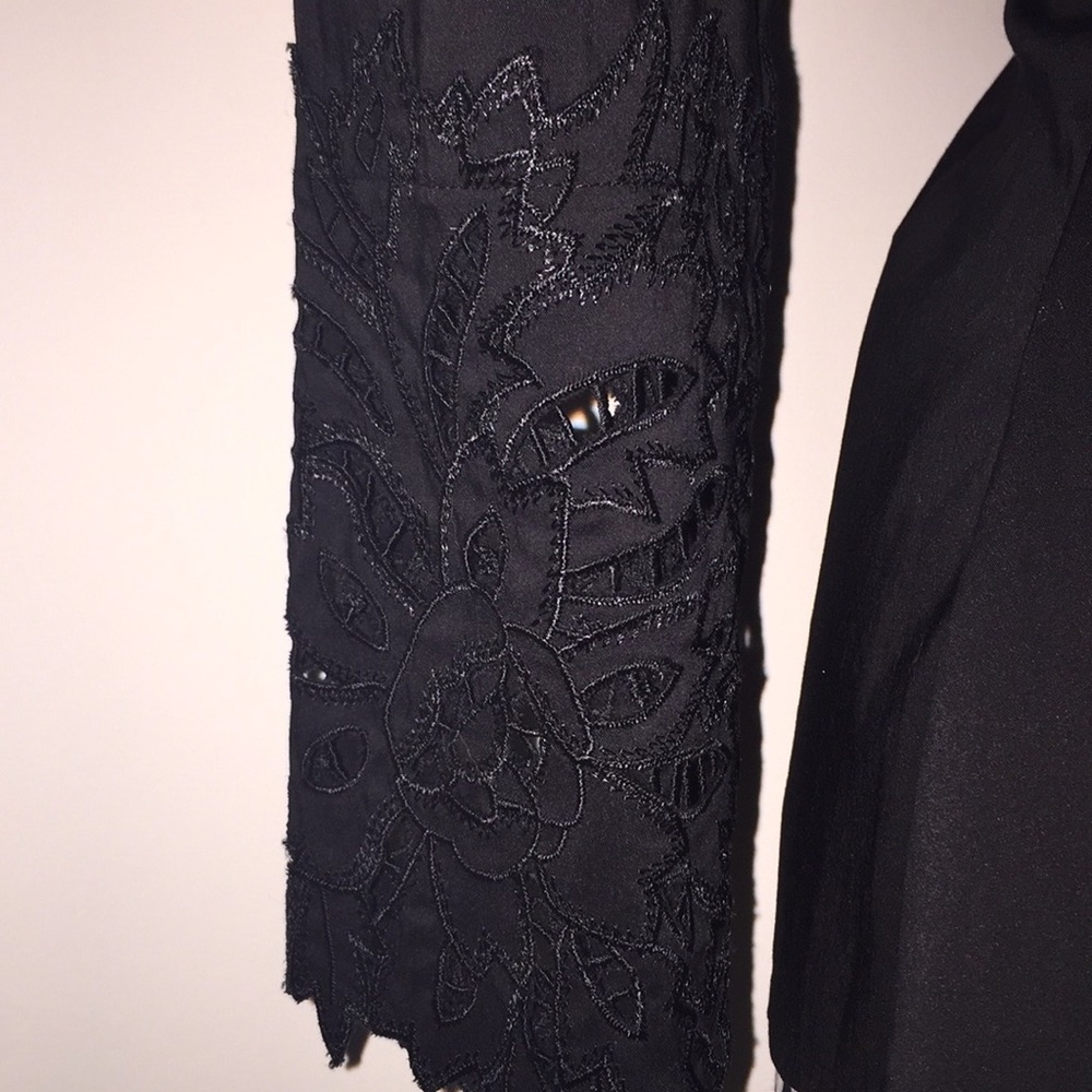 New BCBG Woven Cotton Black Down Button Top Sz XS - Picture 8 of 12